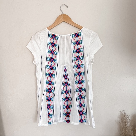 Anthropologie Akemi + Kin Embroidered Flowy Boho Top - Picture 4 of 9